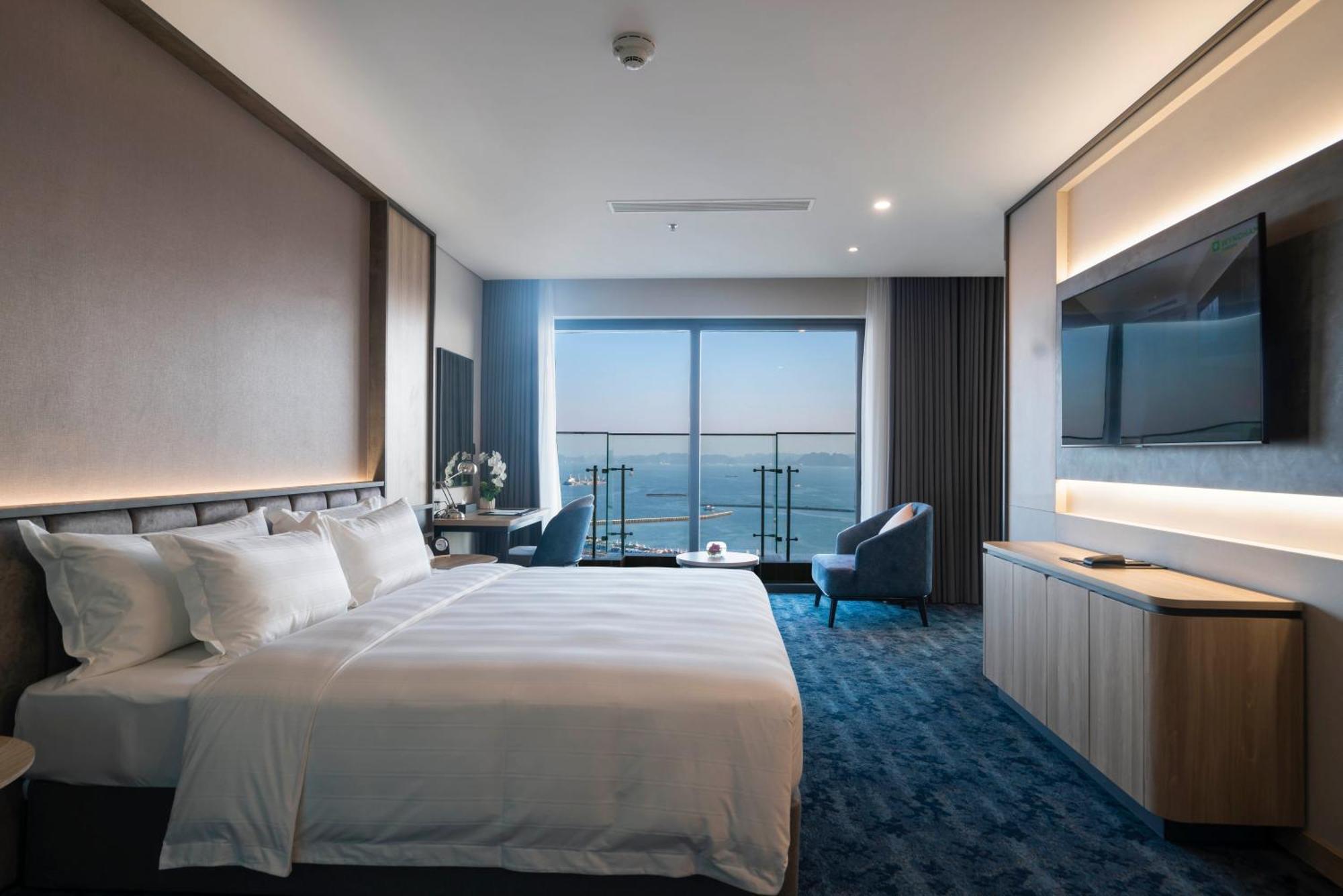 ホテル Wyndham Garden Legend Halong ハロン エクステリア 写真