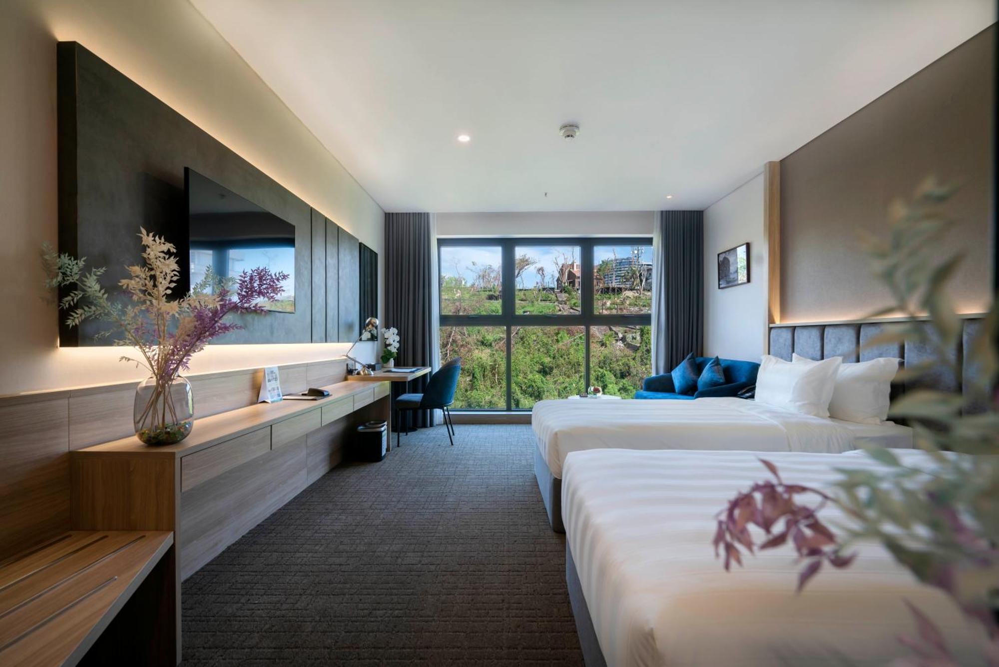 ホテル Wyndham Garden Legend Halong ハロン エクステリア 写真