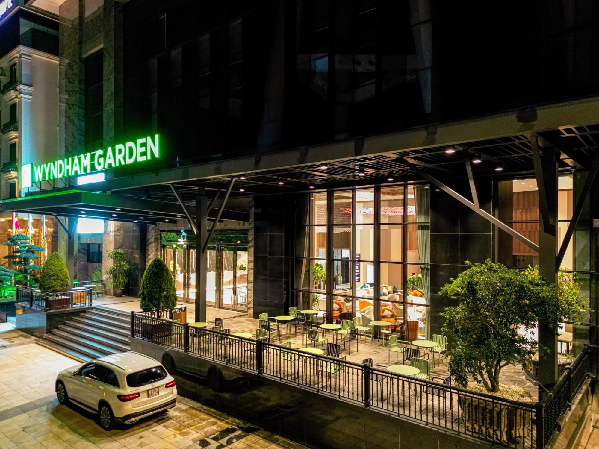 ホテル Wyndham Garden Legend Halong ハロン エクステリア 写真