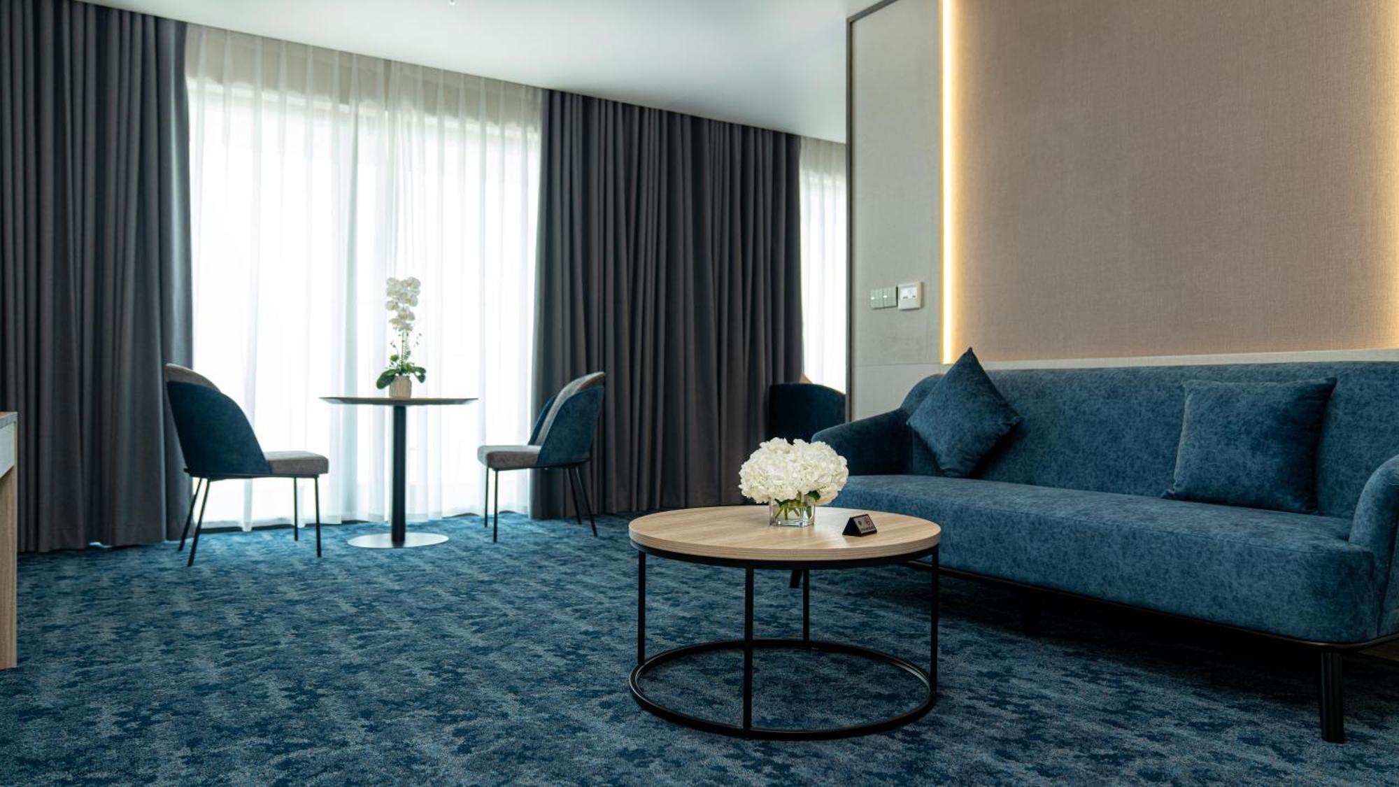 ホテル Wyndham Garden Legend Halong ハロン エクステリア 写真